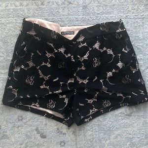 Express women’s mid rise lace shorts